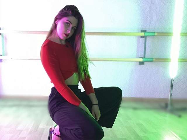 FOXYYY free sexy photo