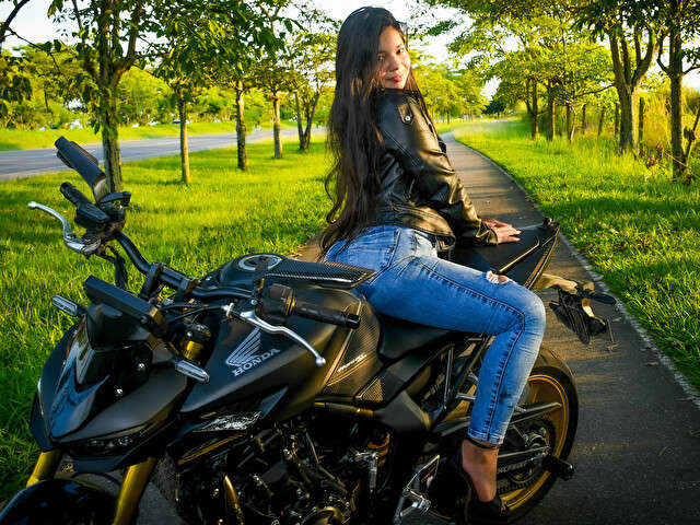 CHLOEROSSE free sexy photo