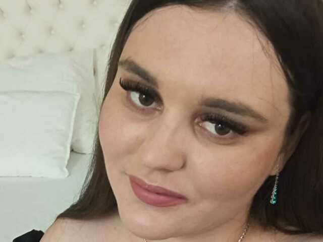 SARAELISE free sexy photo