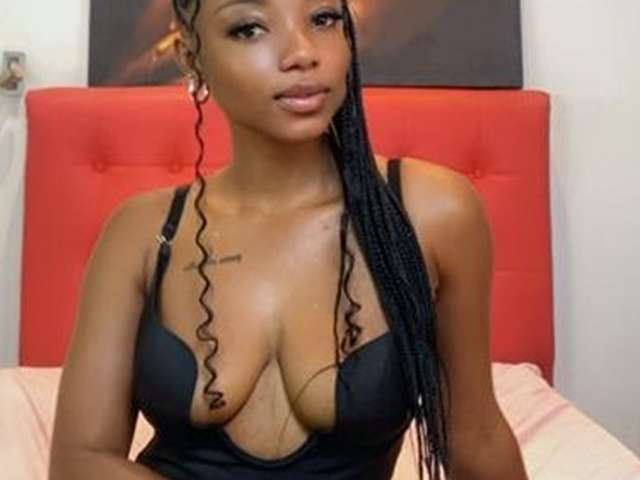 MILASAPHIR free sexy photo