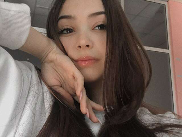 YULIANNAX free sexy photo