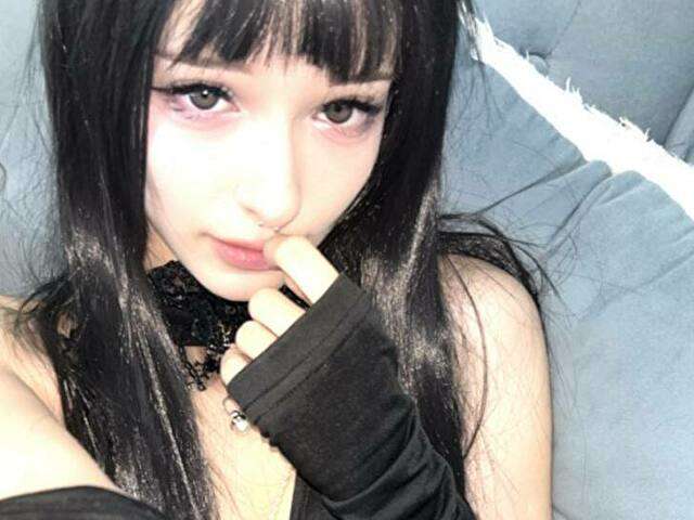 YUNABLOSSOM free sexy photo