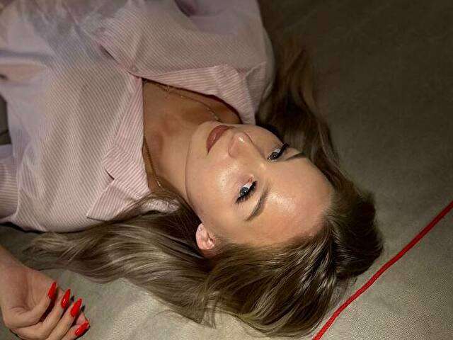 KATRIN free sexy photo