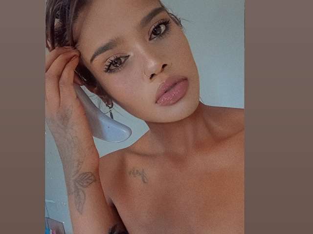 NALA free sexy photo