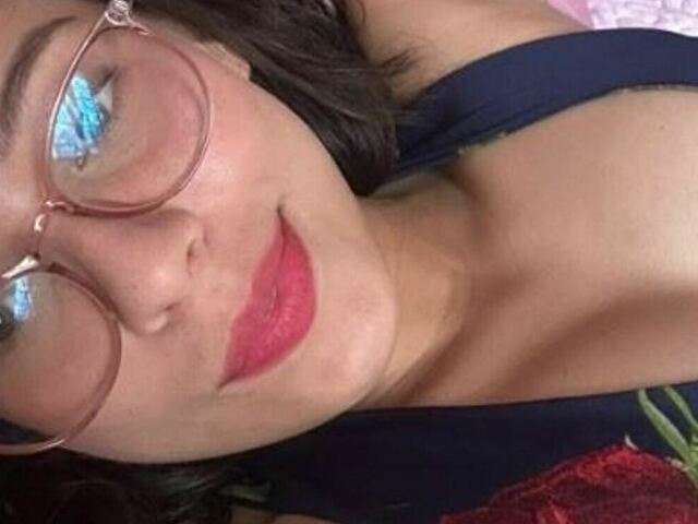 ISABELAPRETY free sexy photo