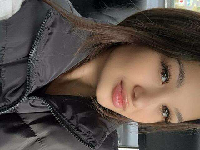 ADELINALOVE free sexy photo