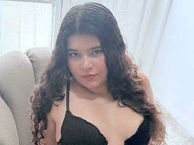 SALOMEEVANZ free sexy photo