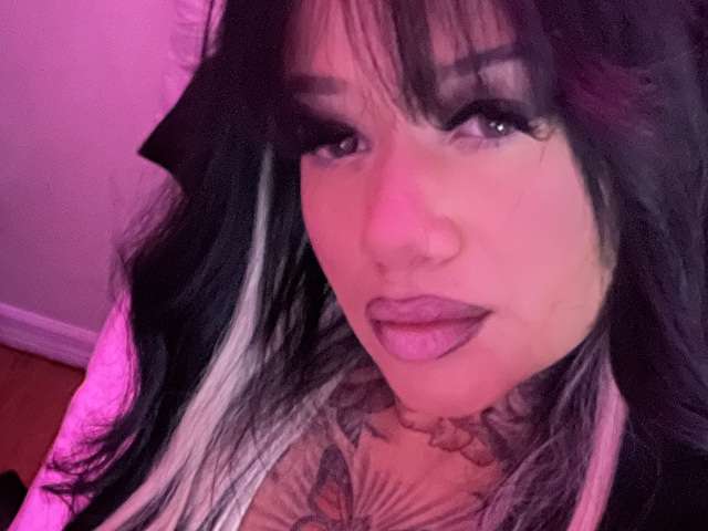 ASHLEYAVE free sexy photo