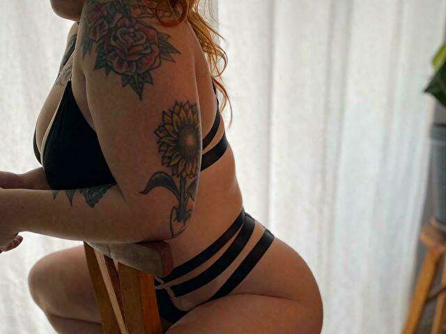 ROBIJNTJE free sexy photo