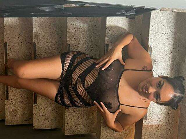 SAMMYEVANNS free sexy photo