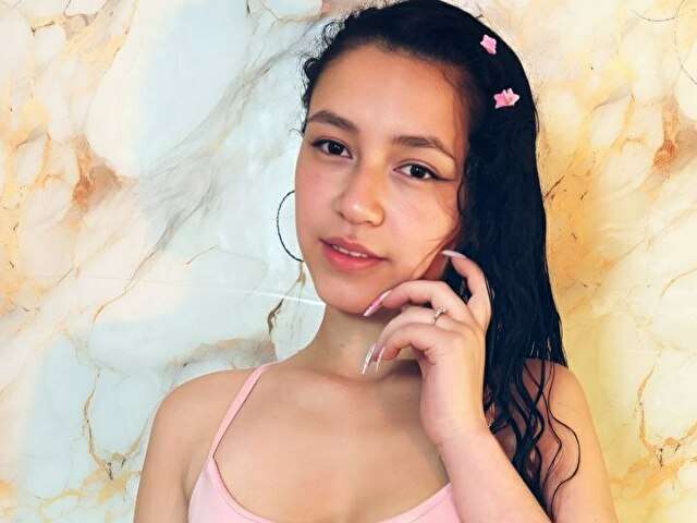 SOFIAFACE free sexy photo