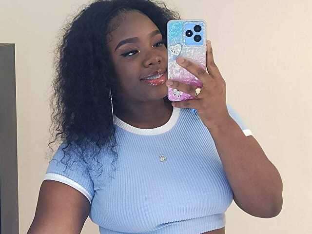 THANISHAGILL free sexy photo