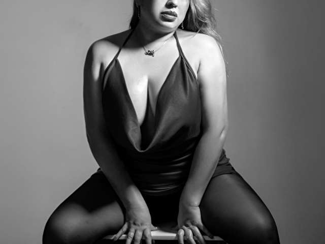 ANTOTHOMPSON free sexy photo