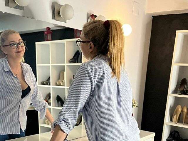 AURAMILFF free sexy photo