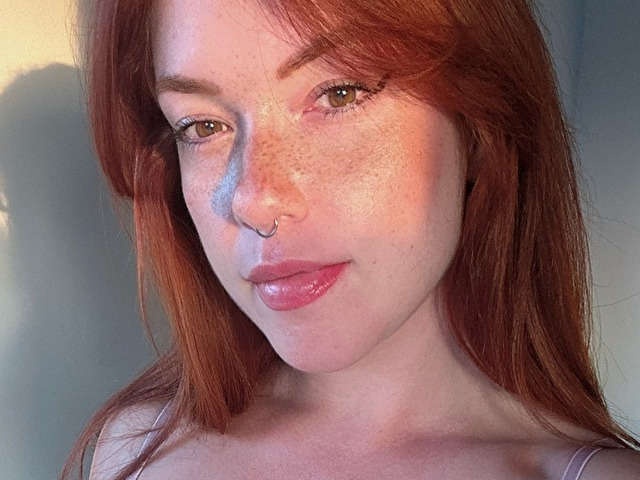 SOPHYE free sexy photo