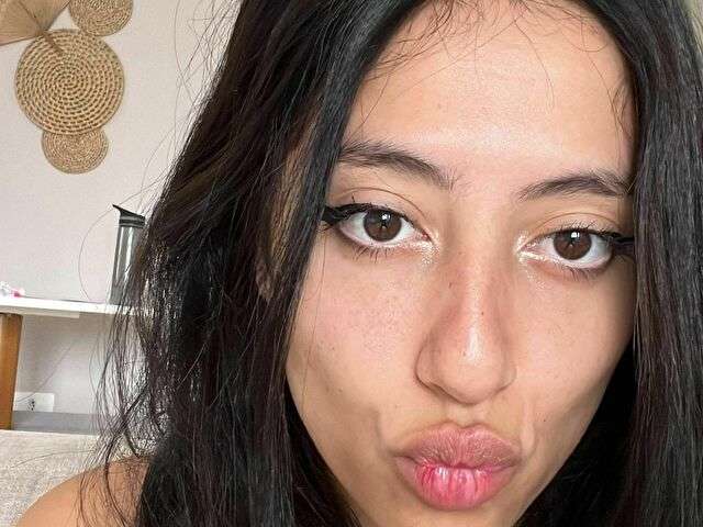 CLARISSA1 free sexy photo