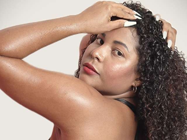 CAROLGOMEZ free sexy photo