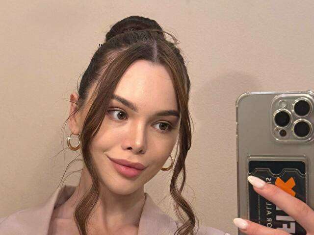 TINASCARLET1 free sexy photo
