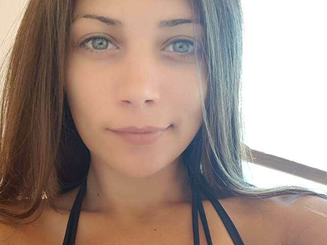 JULIASTORM1 free sexy photo