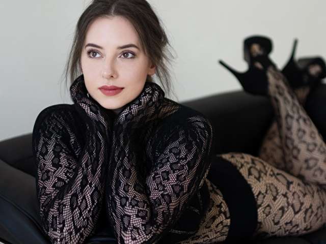 SOPHIELIPS free sexy photo