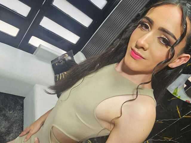 IVONYGISELLE free sexy photo