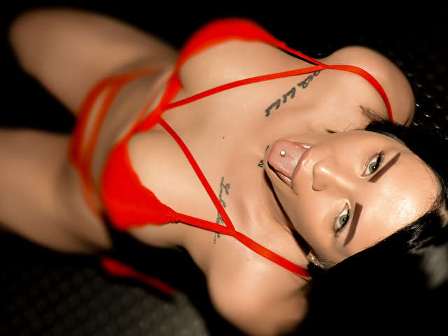 SAVAGESYA free hard sexy photo