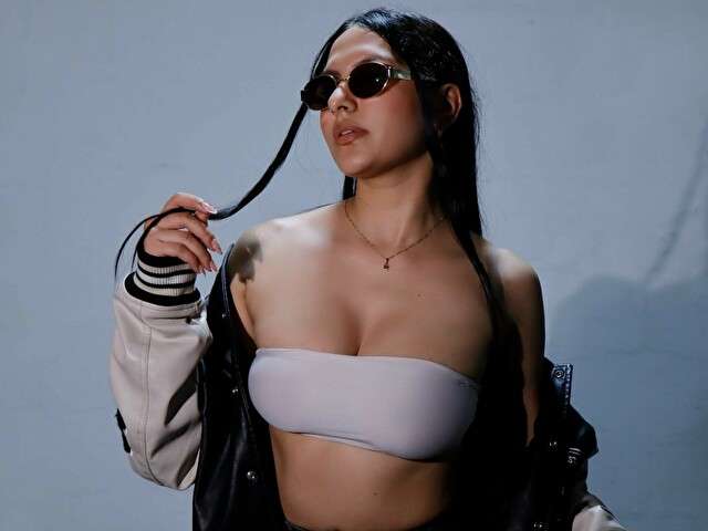 ADHARAGIL free sexy photo