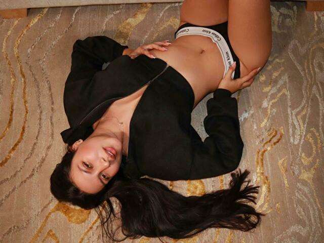 ADHARAGIL free sexy photo