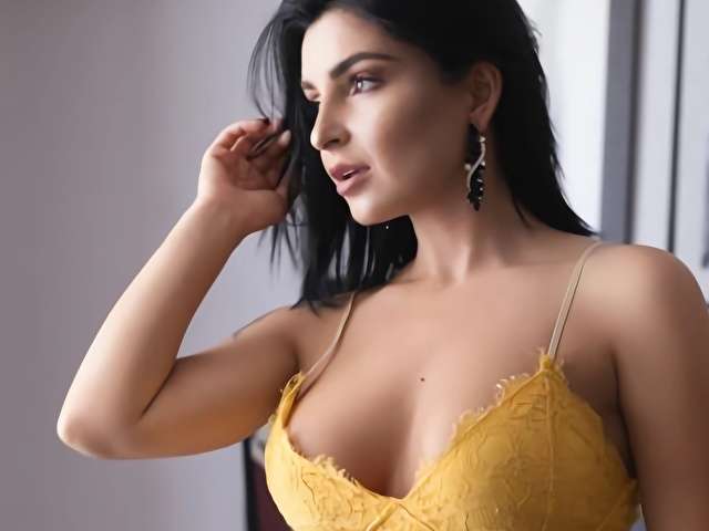 ELLIENOIRE1 free sexy photo