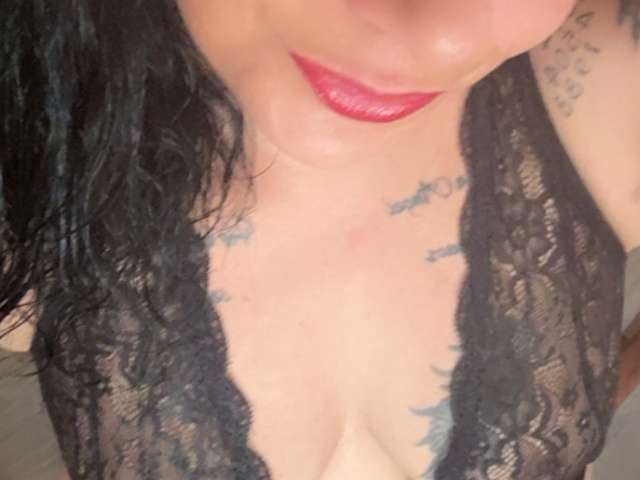 REALSANNE free sexy photo