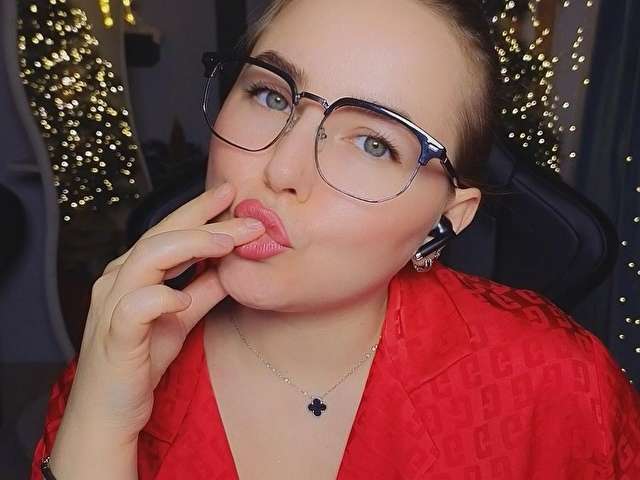 MIRAMERMAYD free sexy photo