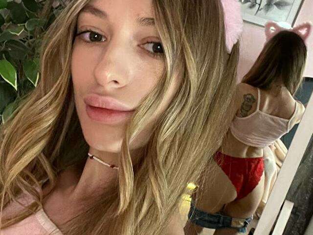 MIAMMM free sexy photo