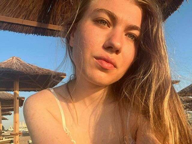 POLI free sexy photo