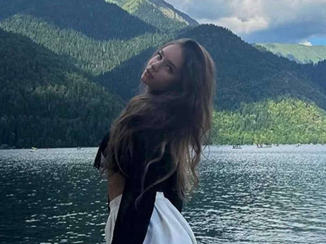 MAARY free sexy photo