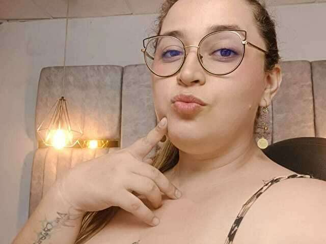 NATASHABLOND free sexy photo