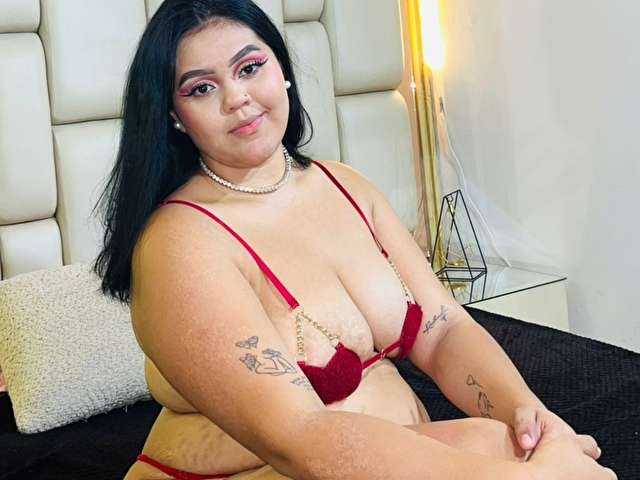KATHMILER1 free sexy photo