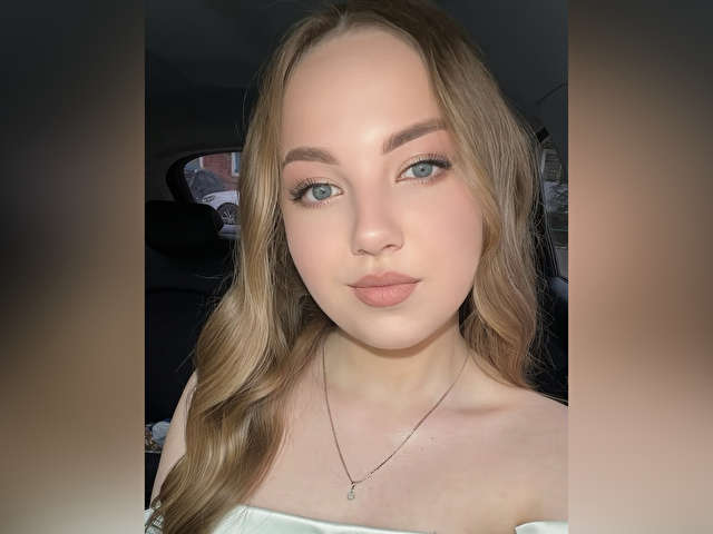 SWEETRIDDLE free sexy photo