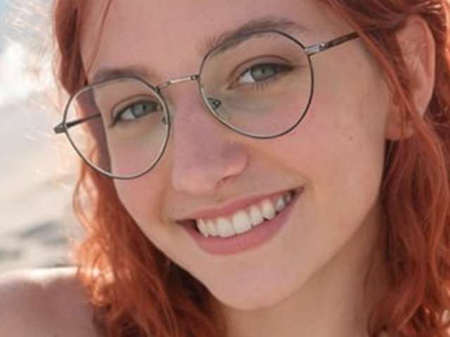 REDFOXIE free sexy photo