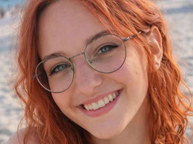REDFOXIE free sexy photo
