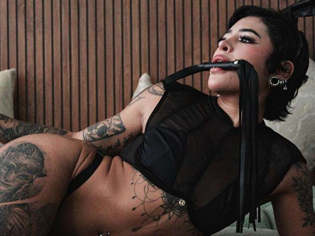 LADYSQUIRT free hard sexy photo