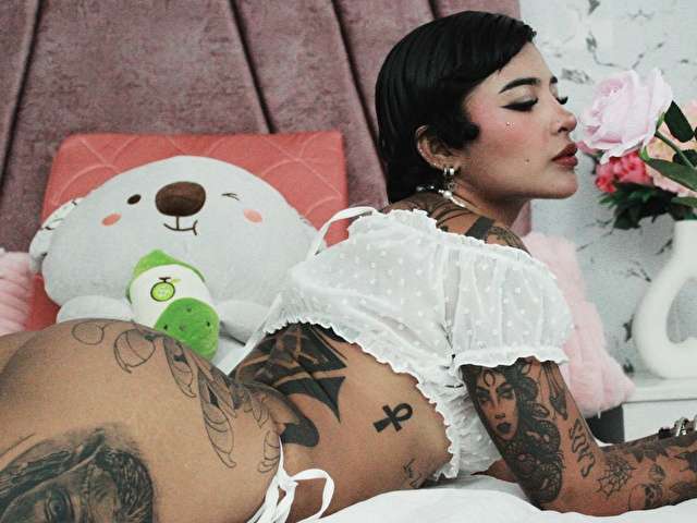 LADYSQUIRT free sexy photo