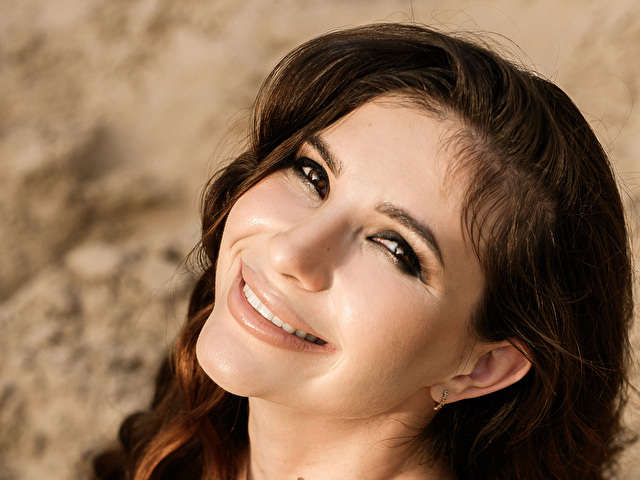 VICEA free sexy photo