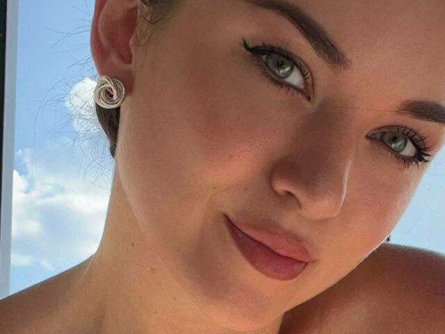 MAYAMAYA free sexy photo