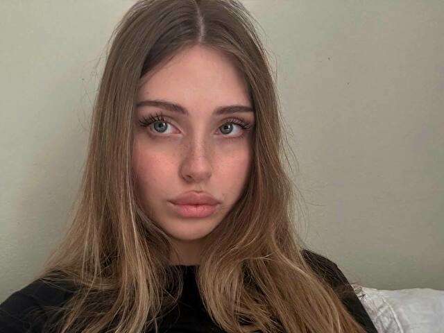 LUCIEVERGARD free sexy photo