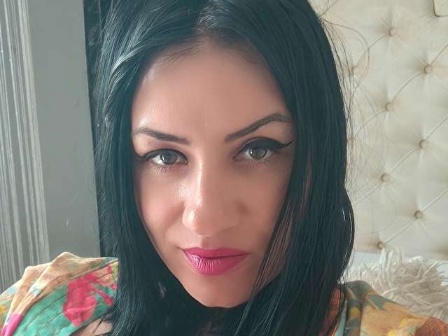 GODESSUNIQ free sexy photo