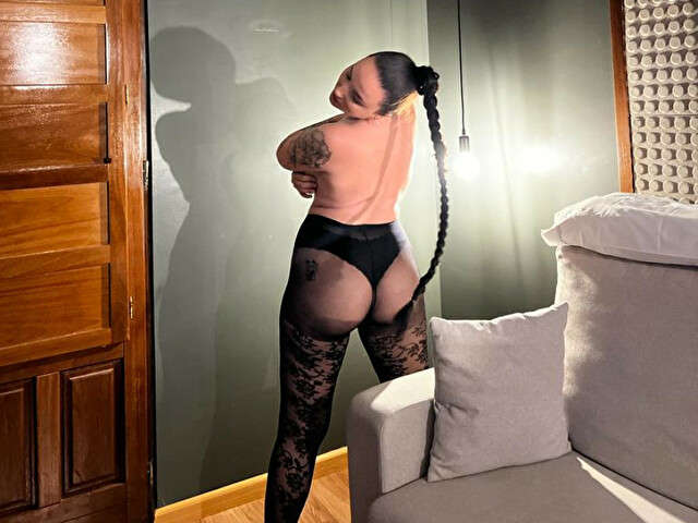 CAMILLEEEE free hard sexy photo