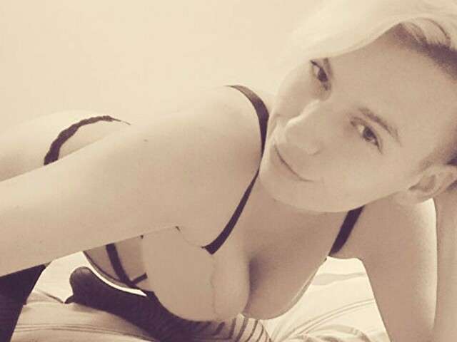 MYSTERYWOMAN free sexy photo